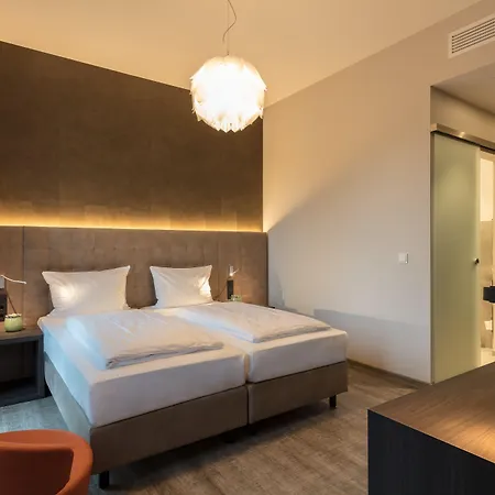 Deck 8 Designhotel.soest 3*