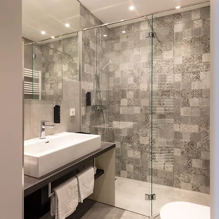 Deck 8 Designhotel.soest סואסט